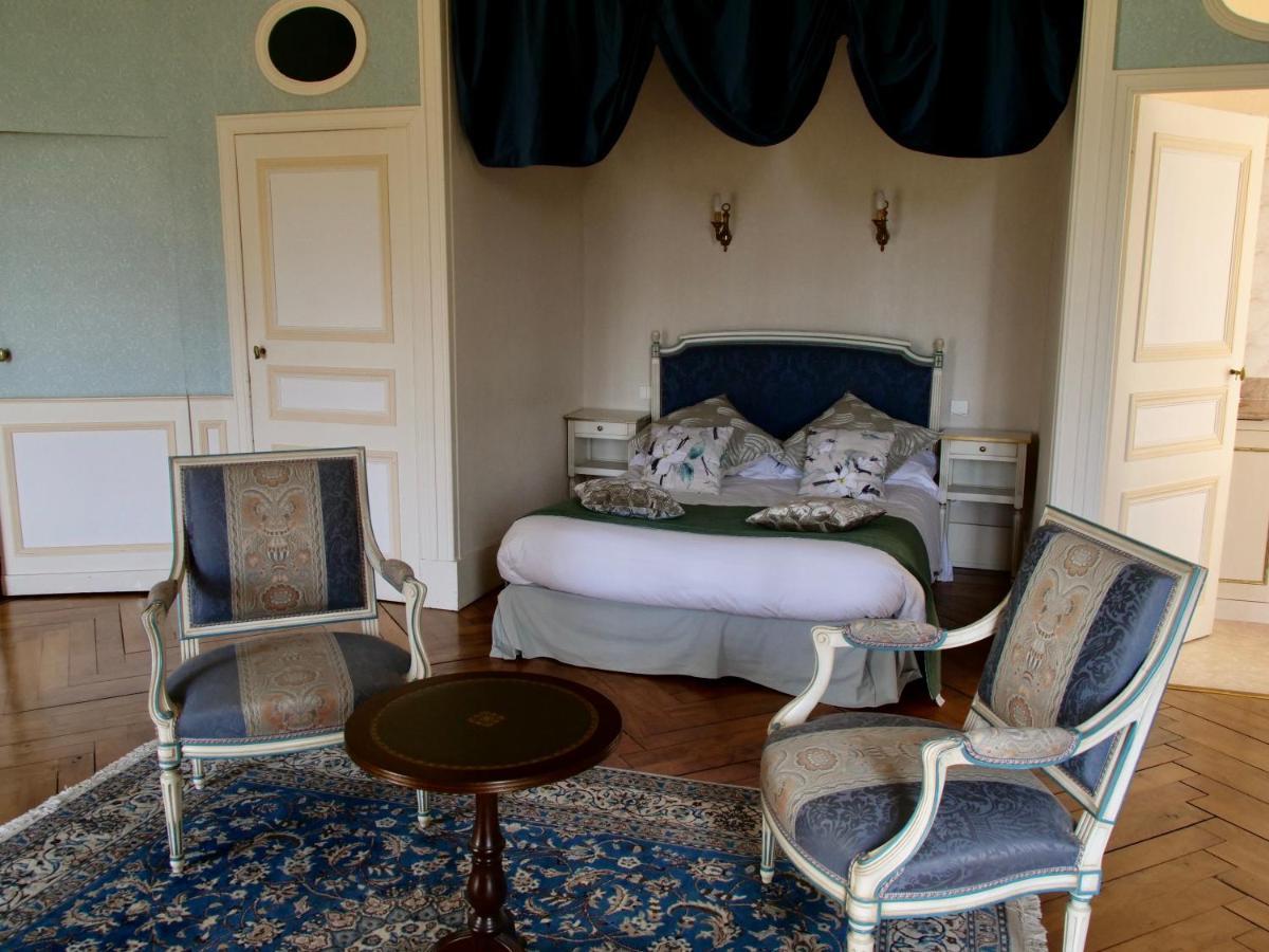 Chateau De La Foltiere Bed and Breakfast Le Châtellier Εξωτερικό φωτογραφία